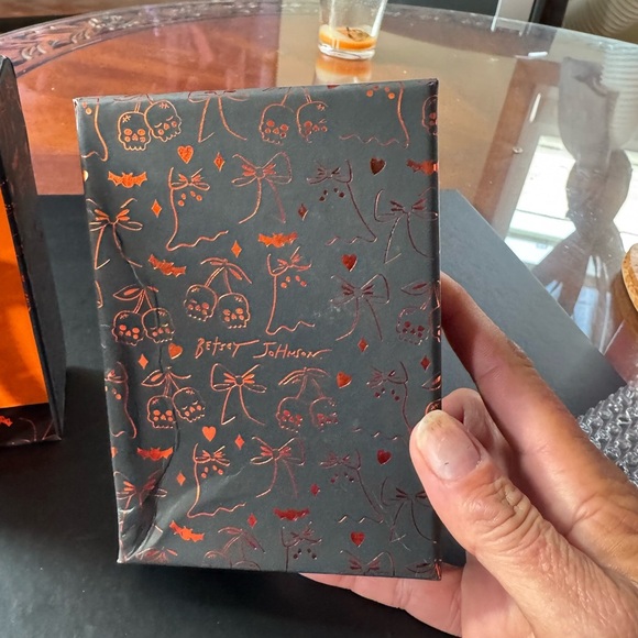 Betsey Johnson Halloween Earrings 2025. Spider Drop Earrings - Picture 3 of 4